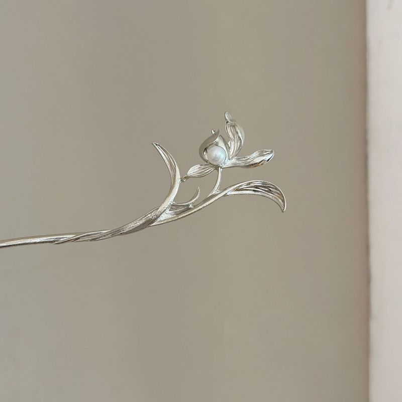 Tech Accessories Women - New Chinese Style Silver Orchid Hairpin