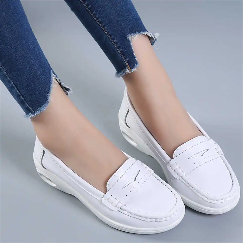 Thick Sole Slipon White Traine - Unique Tech Accessories Gifts 评论和价格